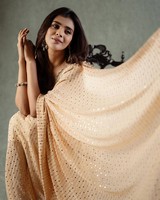 Hebah Patel Stunning She Looks
